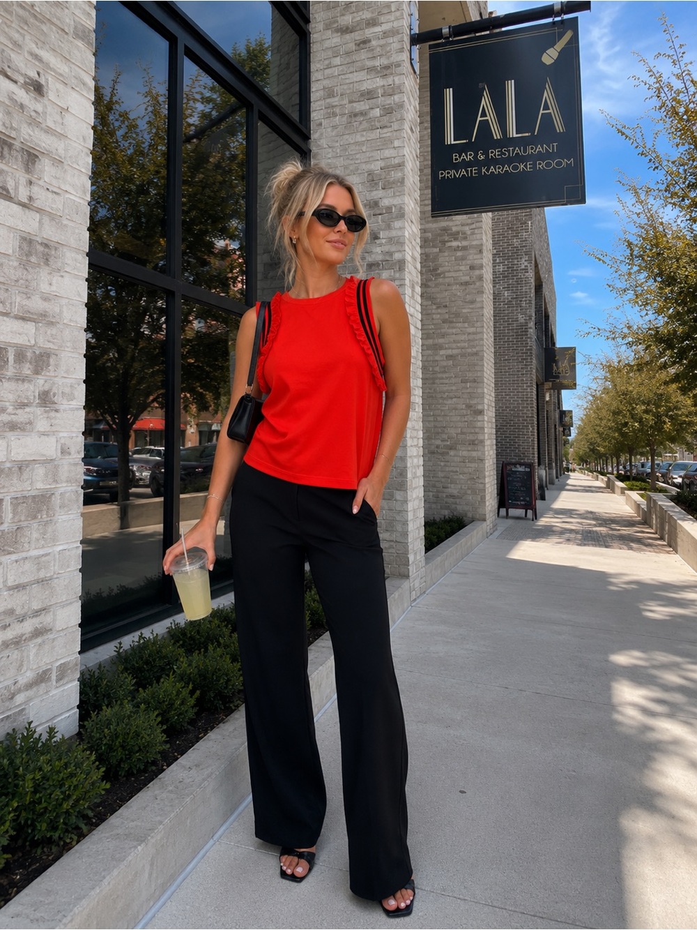 Juicy Couture Red-Orange Ruffle Sleeveless Knit Top Size Medium